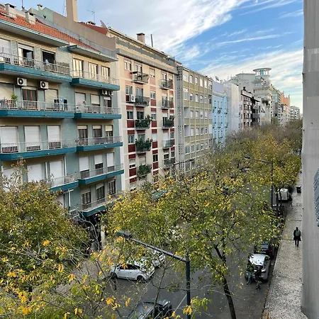 Center Apartment *